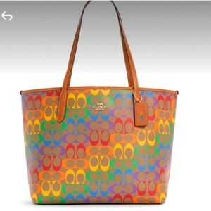 Coach City Tote in Rainbow Signature Canvas